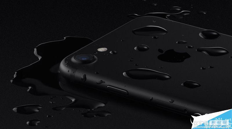 苹果iPhone 7上手体验视频:亮黑版颜值爆表8