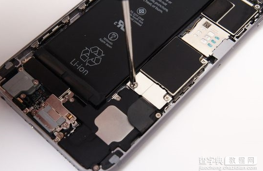 iphone6能换电池？iphone6更换电池详细图文步骤9