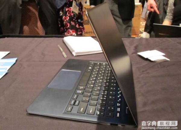 三星Macbook Air新款笔记本ATIV Book 9 只有0.95Kg6