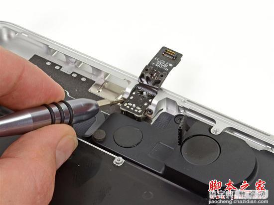 苹果新发布本本MacBook Pro Retina版本拆机详细过程（大量组图）36