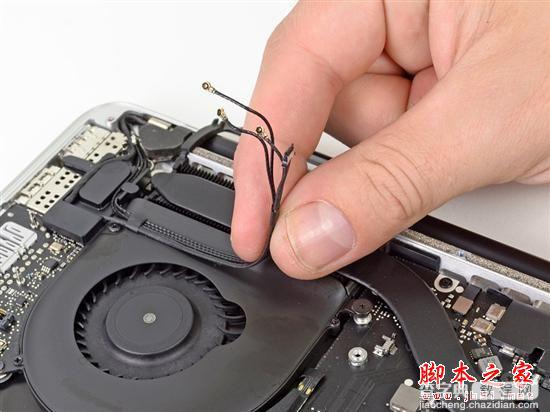 苹果新发布本本MacBook Pro Retina版本拆机详细过程（大量组图）26