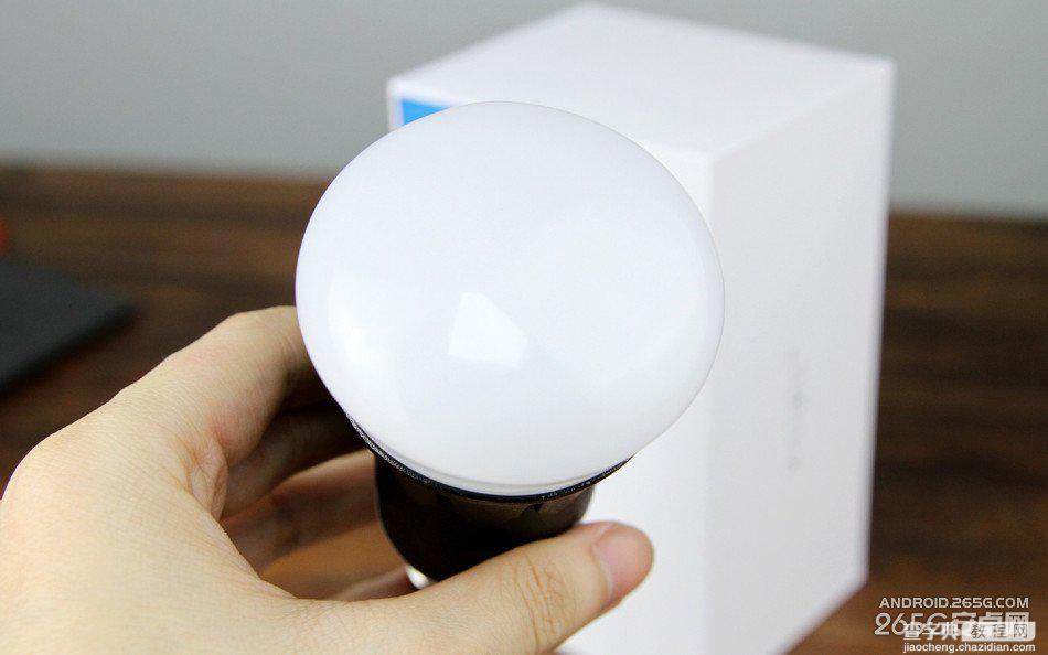 魅族智能灯泡X-Light Plus开箱图赏 可变1600万种颜色10