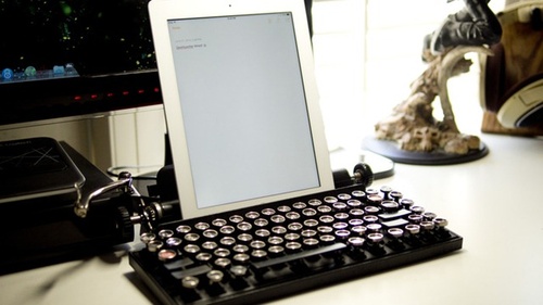 USB复古打字机键盘设计 与平板完全融合！4