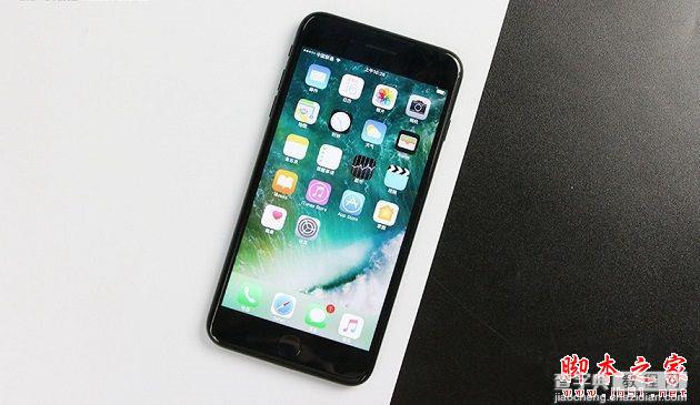 iPhone7黑色和亮黑色哪个好看？iPhone7/7plus黑色与亮黑色详细对比评测3