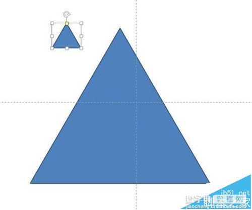 PPT文档中怎么通过合并形状制作震憾三角形效果?4