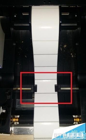 北洋条码打印机2100e怎么更换纸卷?10