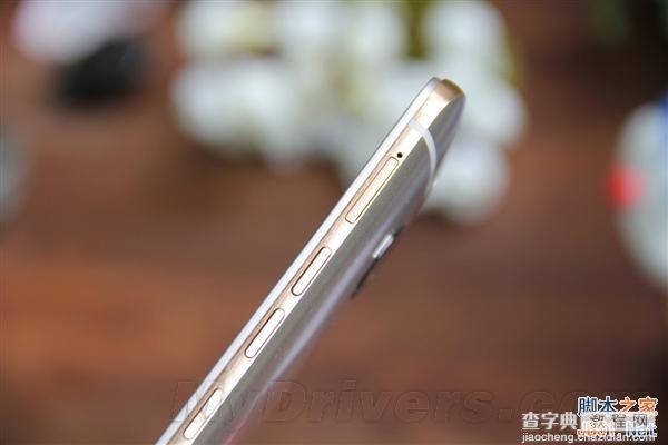 4999元HTC One M9+开箱图赏 外观、配置比M9更霸气11