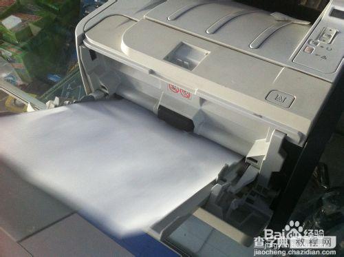 打印机不进纸怎么办？惠普2055d手动更换搓纸轮分页器的教程16