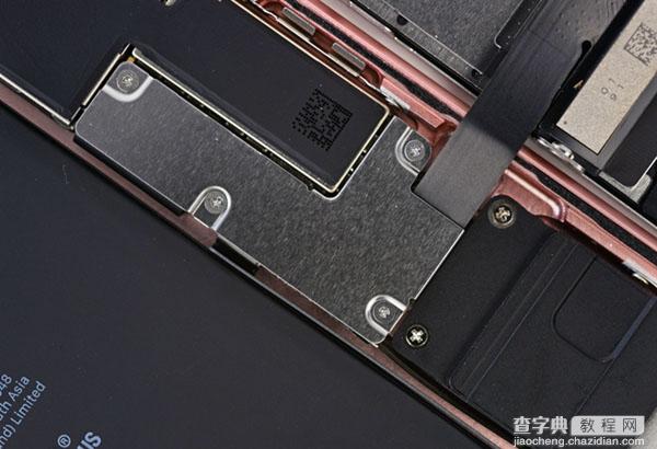 iPhone7 Plus做工如何？苹果iPhone7 Plus玫瑰金色拆机图解评测全过程11