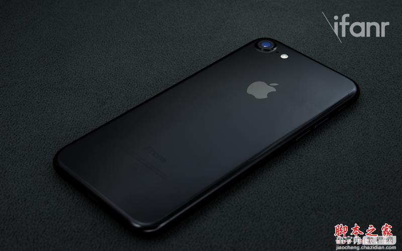 亮黑版iPhone7值得买吗？iPhone 7/7 Plus详细深度评测2