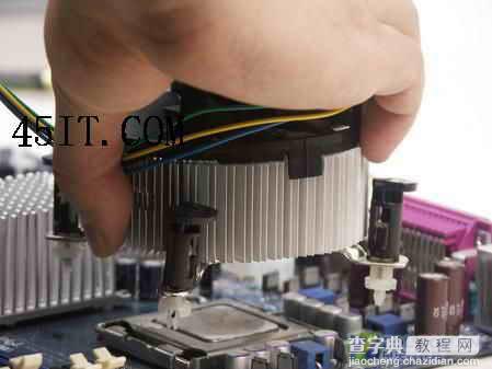 intel LGA 775 CPU散热器安装图解8