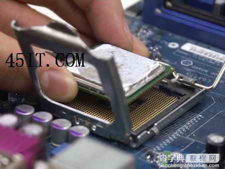 intel LGA 775 CPU散热器安装图解1