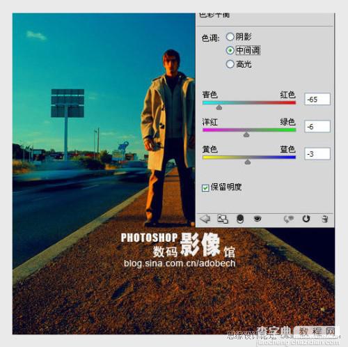 photoshop 金色调的公路上的人物照片7