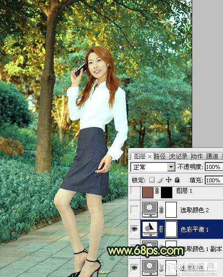 Photoshop中将树林人物图片调成柔美的暗青色9