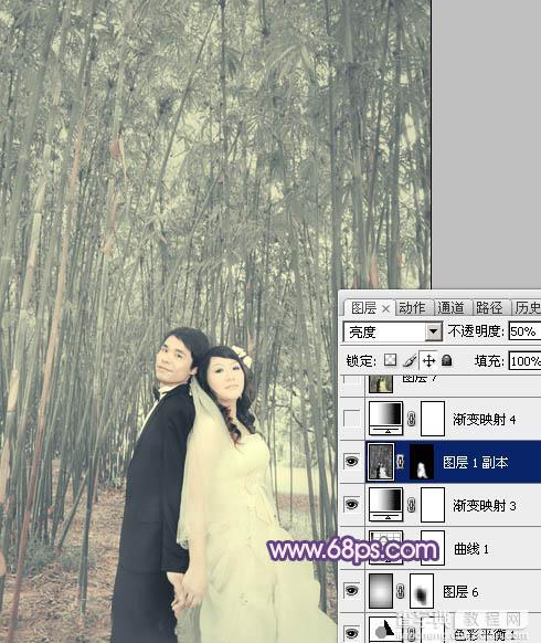 Photoshop将竹林人物图片调成柔和的蓝紫色21