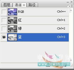 Photoshop通道修复偏蓝照片的方法5