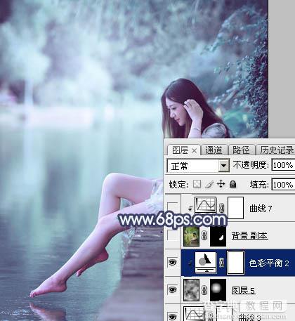Photoshop调制出梦幻的淡调青蓝色池塘边的人物图片29