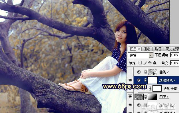 Photoshop调出秋季黄褐色树干上的美女图片24