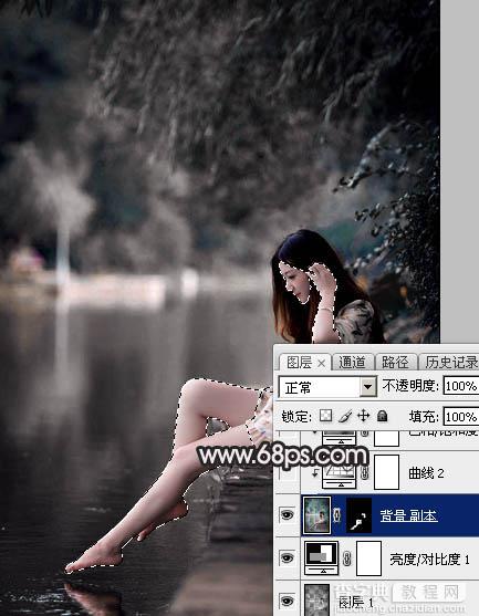 Photoshop调出暗调古典冷褐色水边的美女图片19