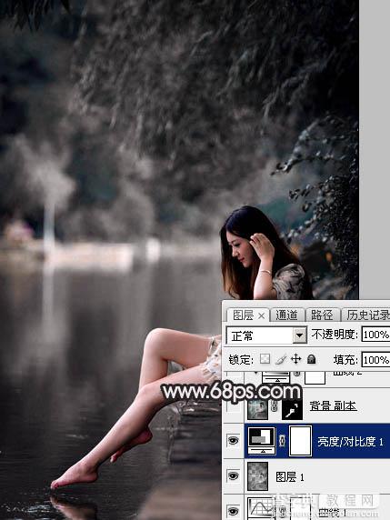 Photoshop调出暗调古典冷褐色水边的美女图片18