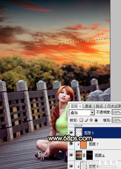 Photoshop调出唯美橙色霞光公园木桥上人物图片37