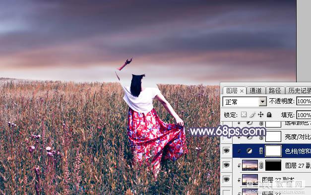 Photoshop将草原人物图片调制出唯美的暗调红蓝色36