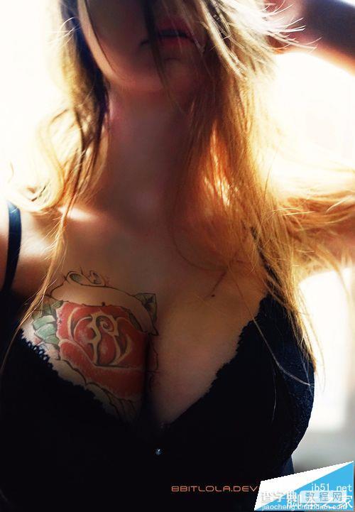 ps怎么给自拍照P漂亮的玫瑰花纹身?2