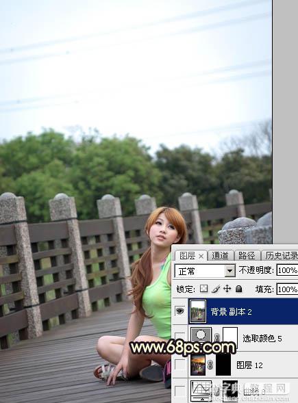 Photoshop调出唯美橙色霞光公园木桥上人物图片20