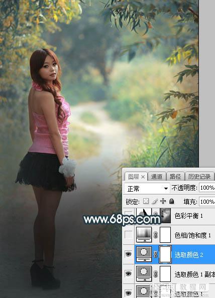 Photoshop调制出深秋暗青色绿树中人物图片9