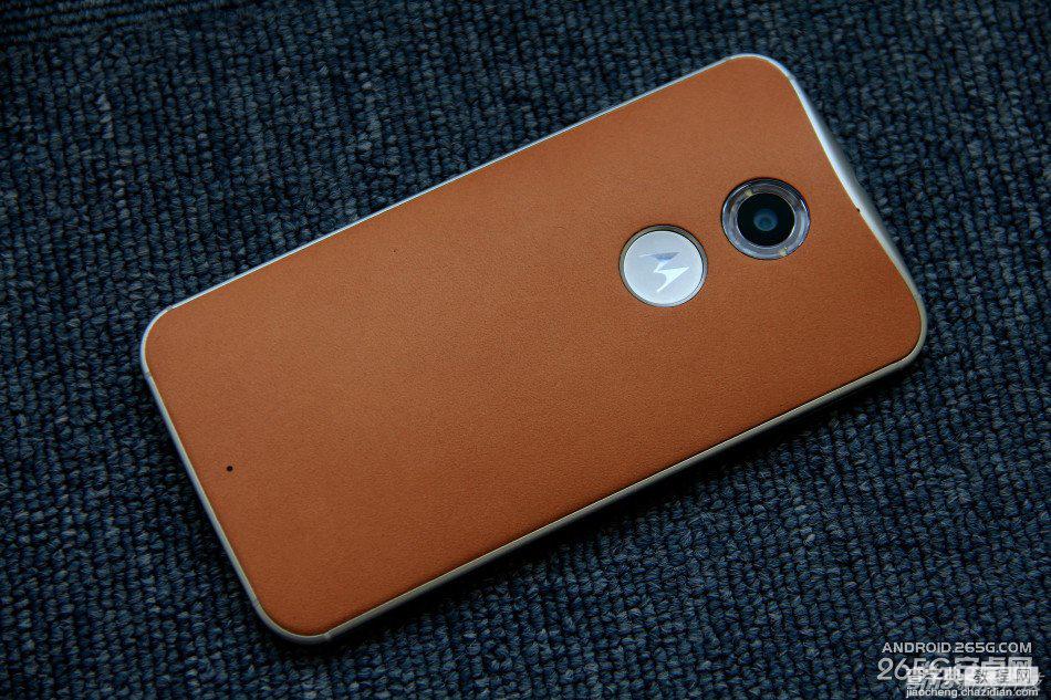 新moto x 国行版开箱图赏上手评测 采用原色皮质后壳6